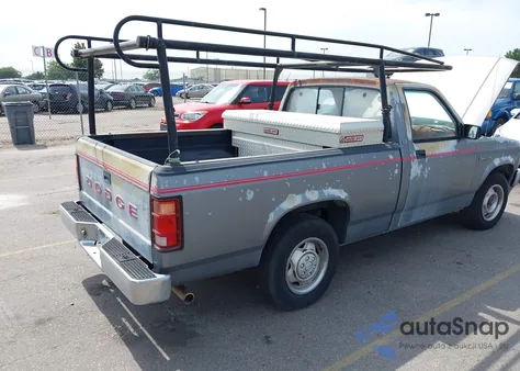 1992 Dodge Dakota из США, поврежденный, VIN 1B7FL26XXNS552506